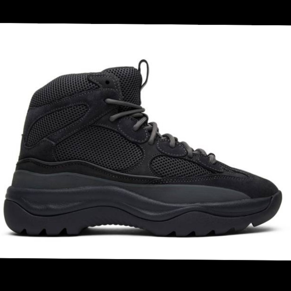 Never Worn Yeezy Season 6 Desert Boot Graphite